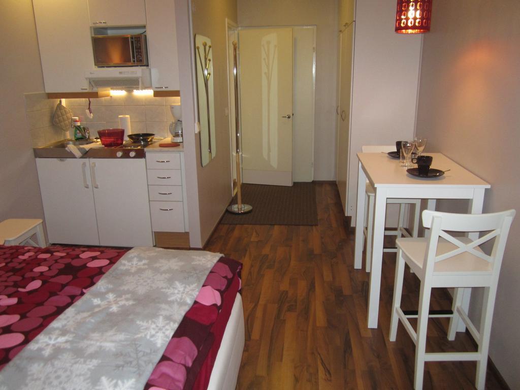 רובניימי Piriko Piccolo Apartment חדר תמונה